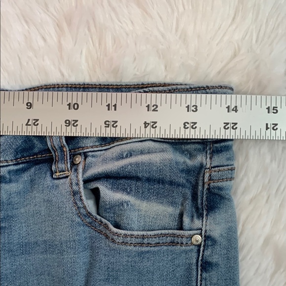 Refuge Distressed Blue Women's Jeans Size 4 - Picture 6 of 6